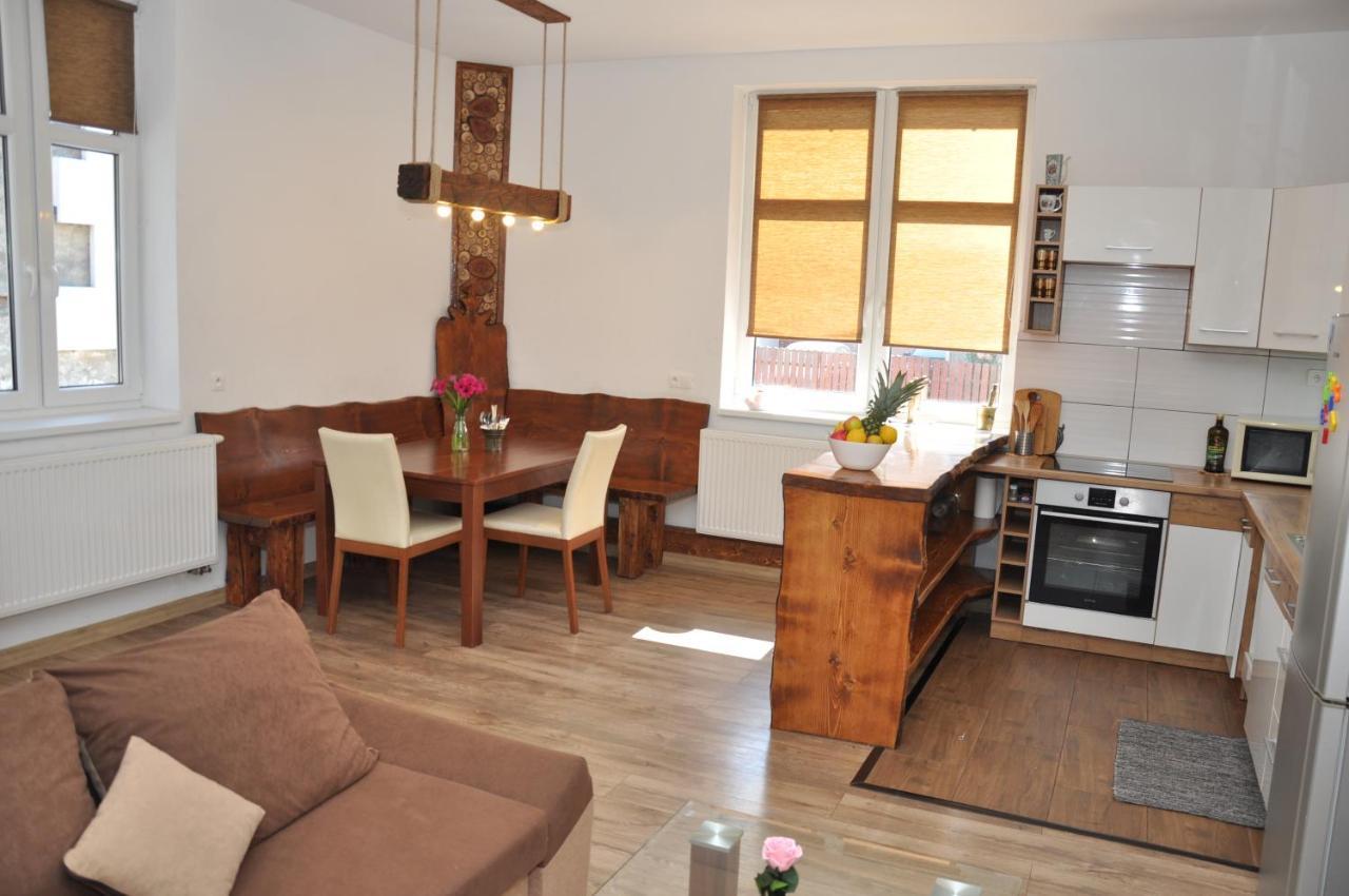 Liptovský MikulášMw Apartmanアパートメント エクステリア 写真