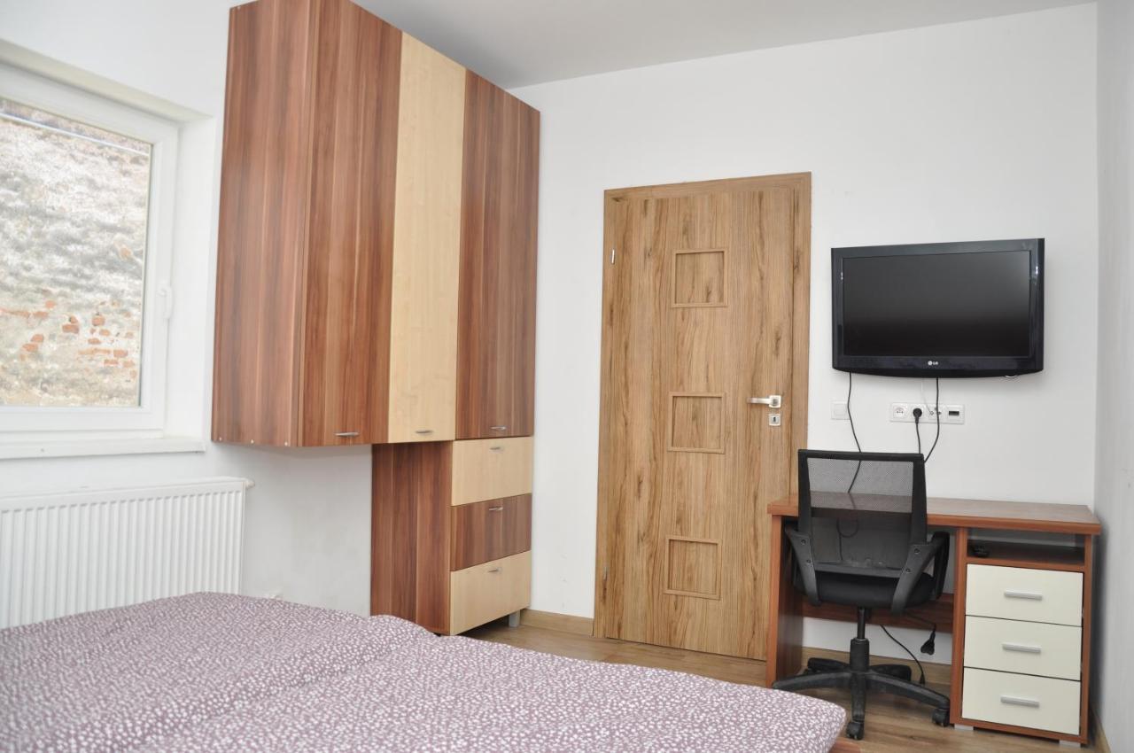 Liptovský MikulášMw Apartmanアパートメント エクステリア 写真